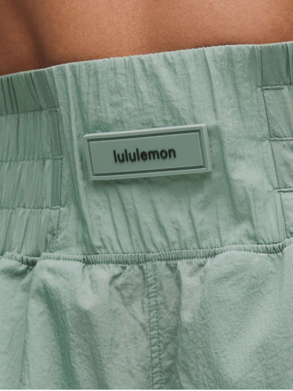 Lululemon Size 6 Crater Blue Super High Rise Training Shorts 4” - Picture 3 of 8